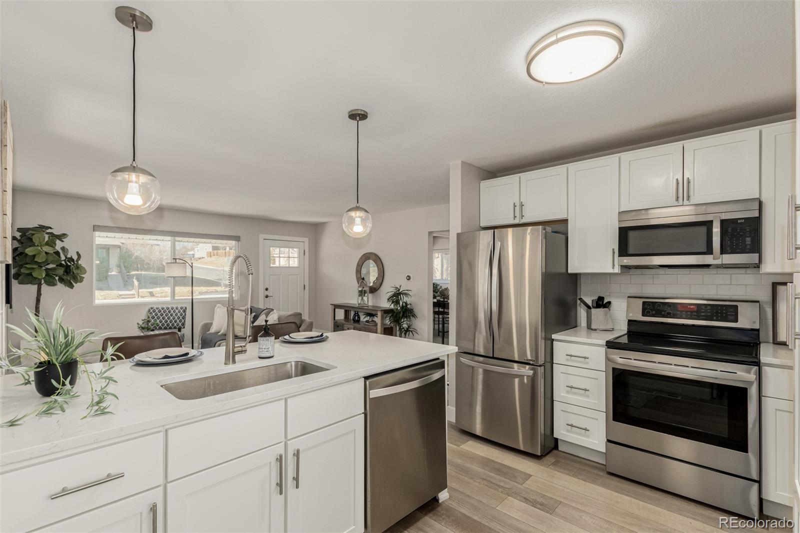 MLS Image #9 for 800 s pecos street,denver, Colorado