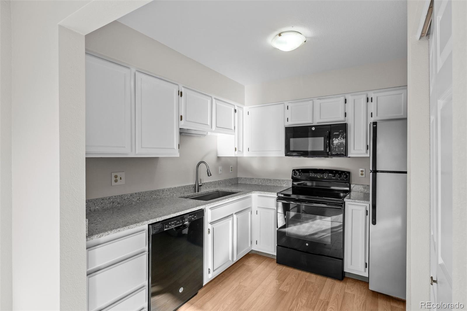 MLS Image #10 for 1383 w 88th avenue 306,thornton, Colorado