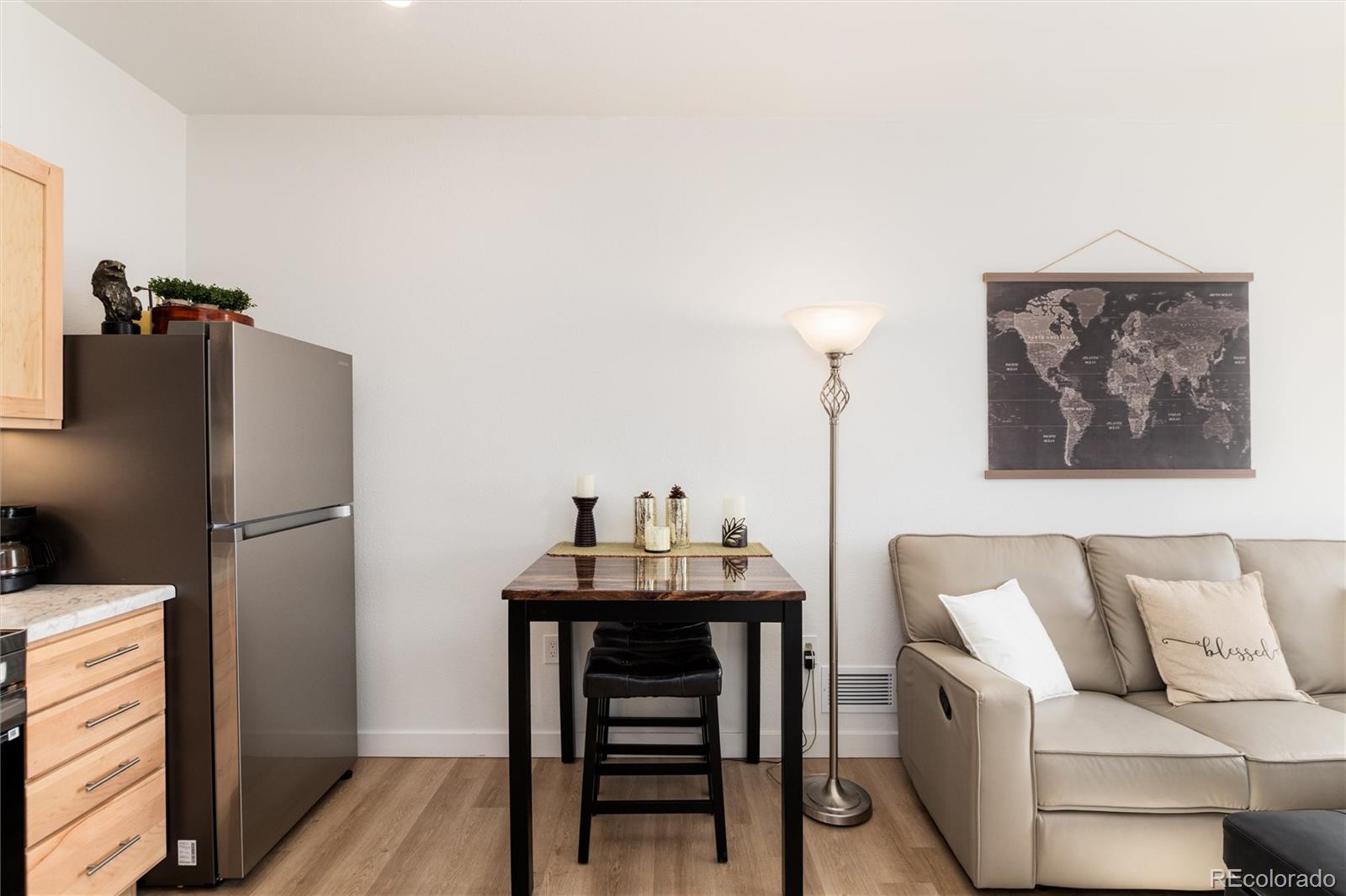 MLS Image #10 for 5702  central park boulevard,denver, Colorado