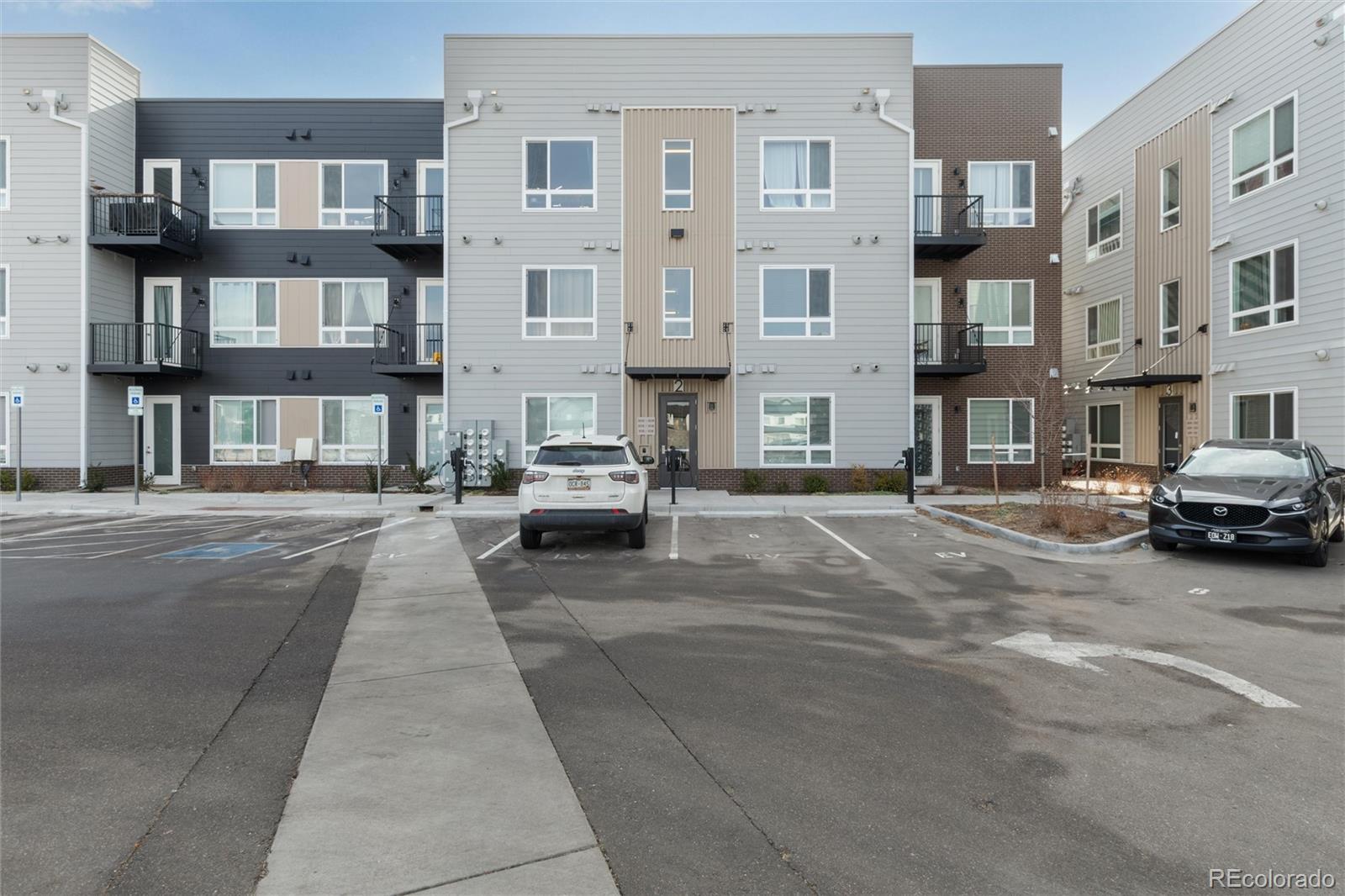 MLS Image #32 for 5702  central park boulevard,denver, Colorado
