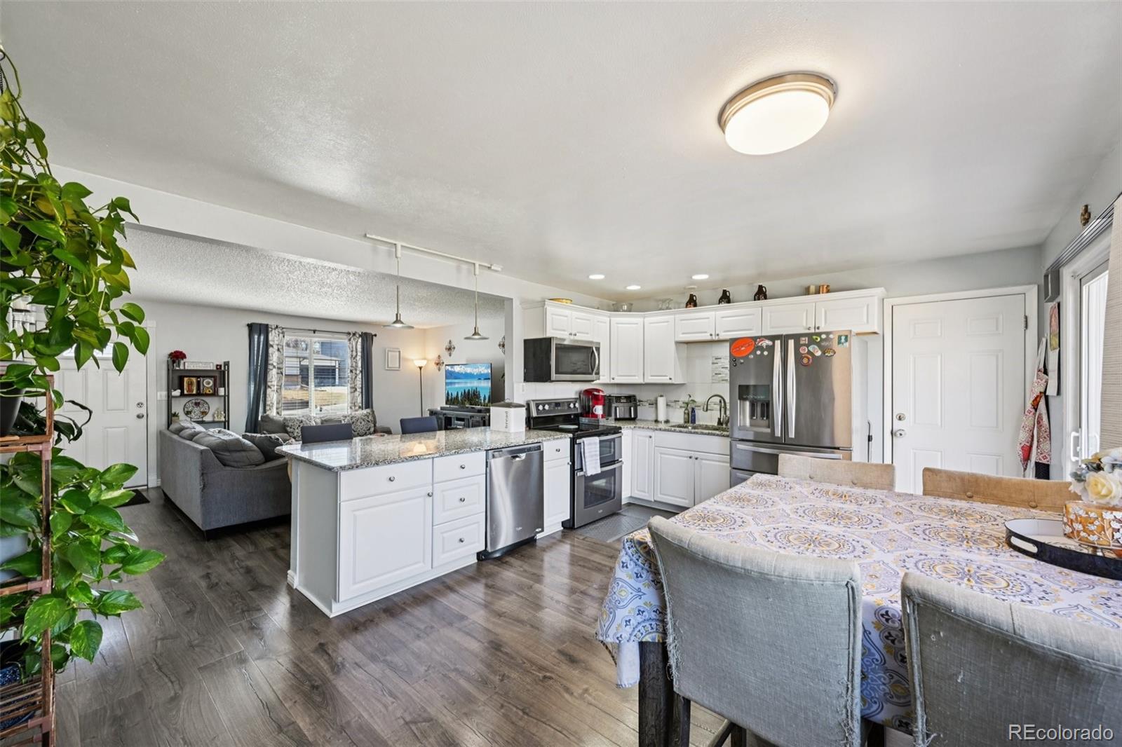 MLS Image #11 for 7155 s dover court,littleton, Colorado