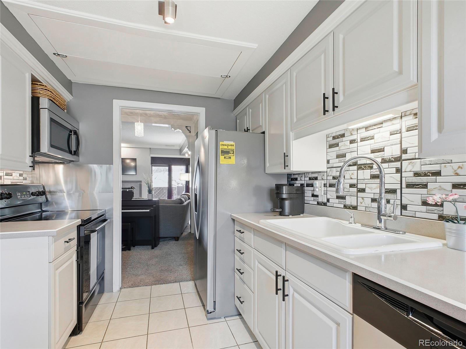 MLS Image #11 for 7201 e quincy avenue 102,denver, Colorado