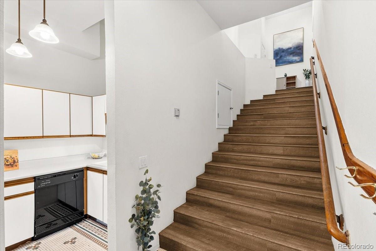 MLS Image #11 for 2351  federal boulevard,denver, Colorado