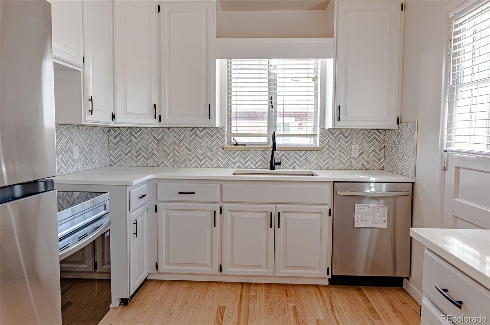 MLS Image #18 for 5830 s delaware street,littleton, Colorado