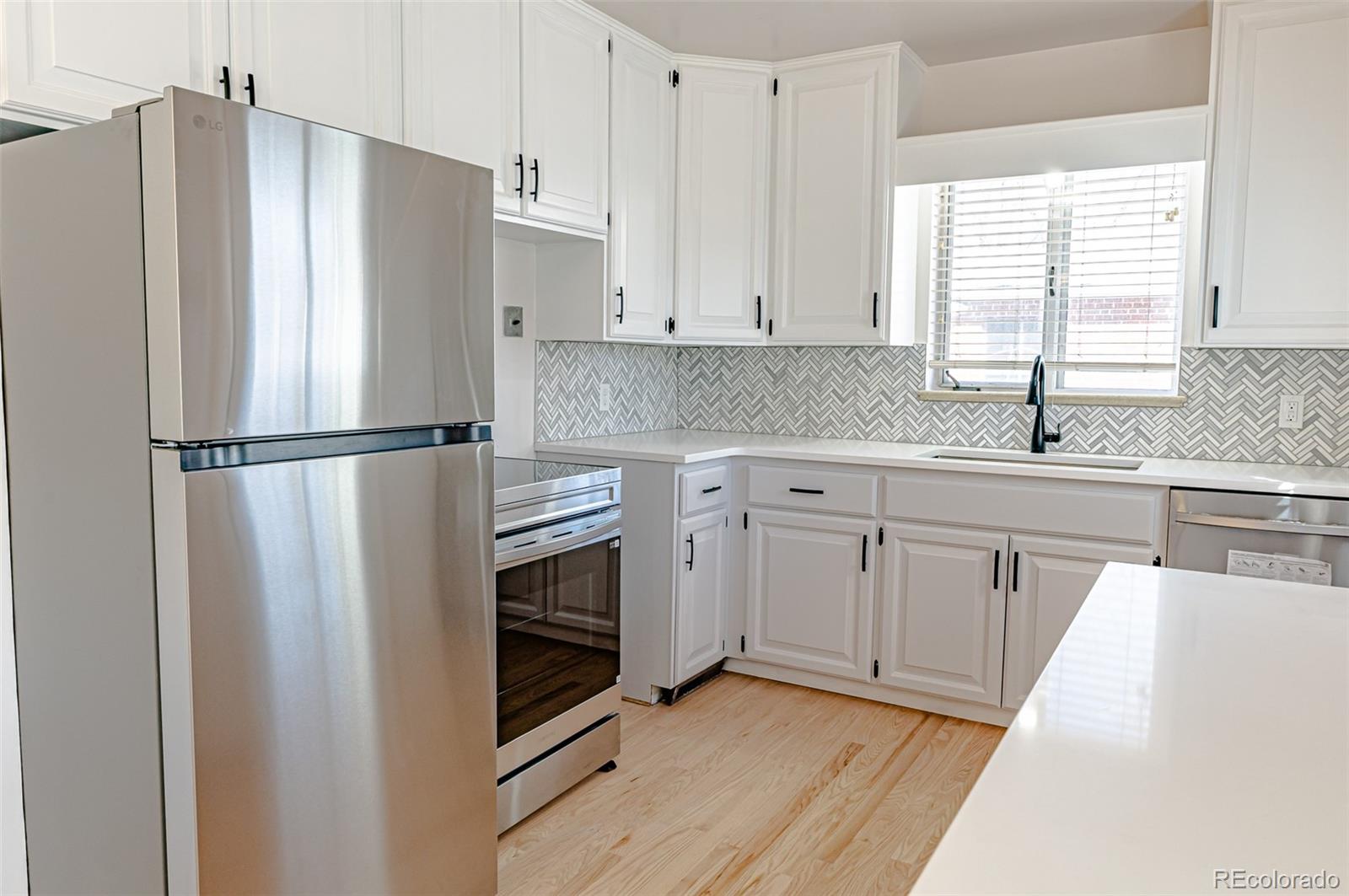 MLS Image #19 for 5830 s delaware street,littleton, Colorado