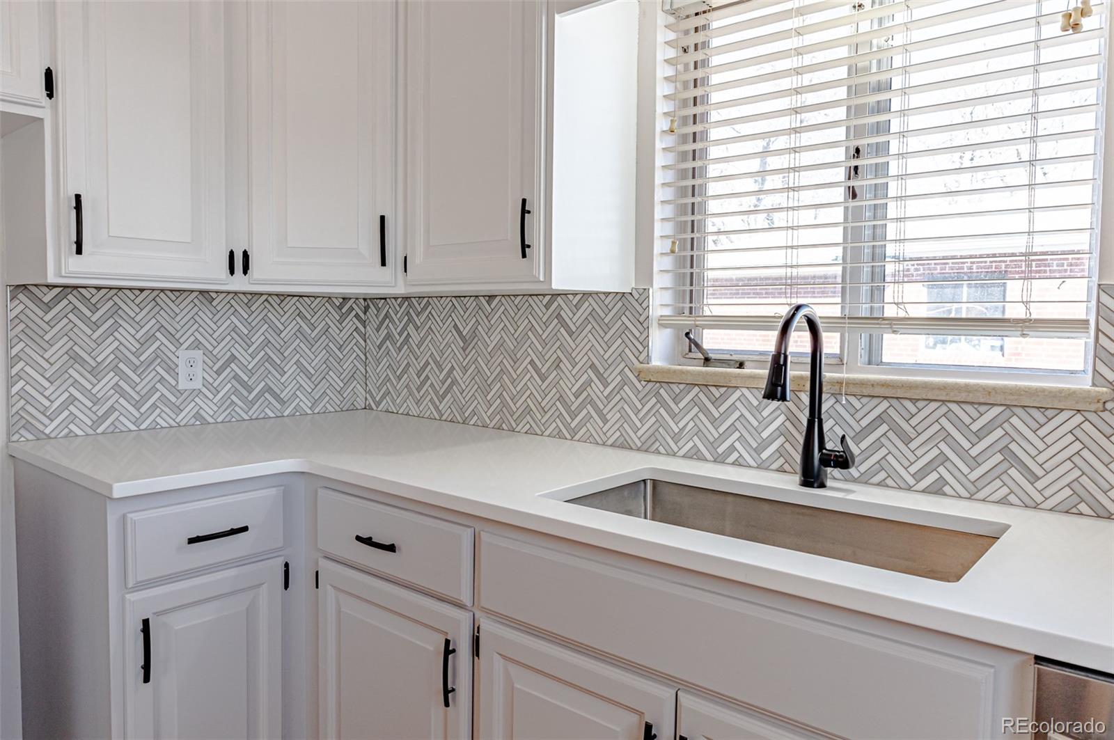 MLS Image #22 for 5830 s delaware street,littleton, Colorado