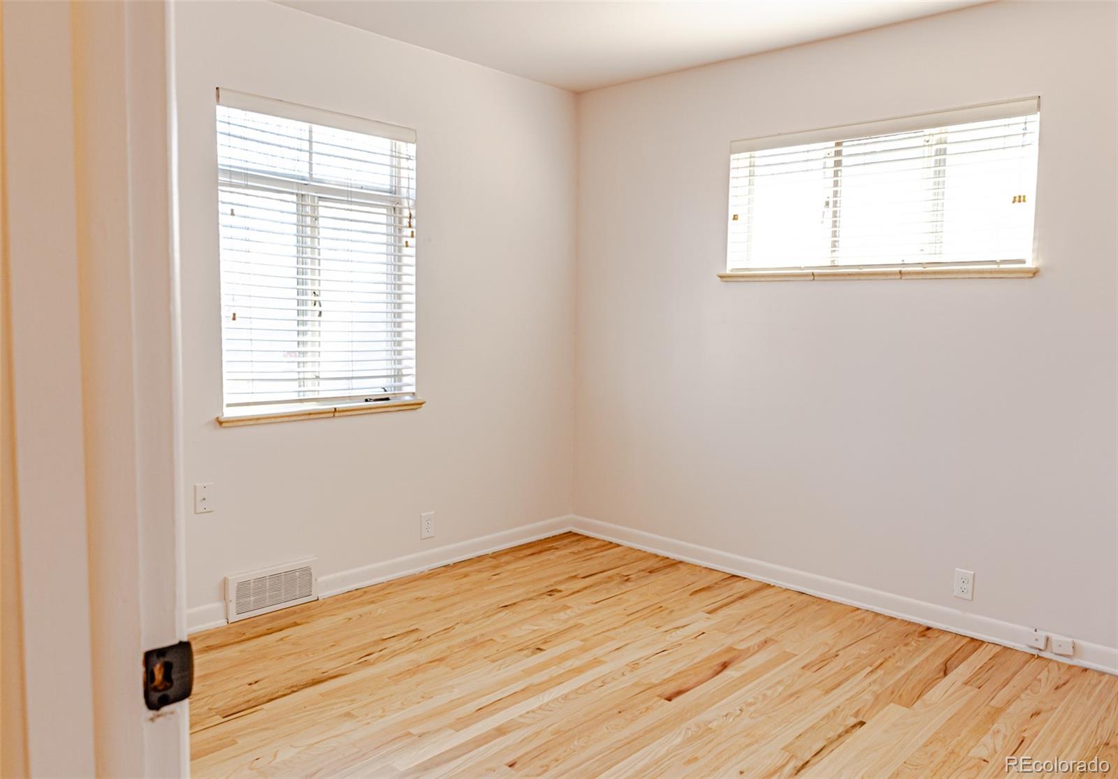 MLS Image #32 for 5830 s delaware street,littleton, Colorado