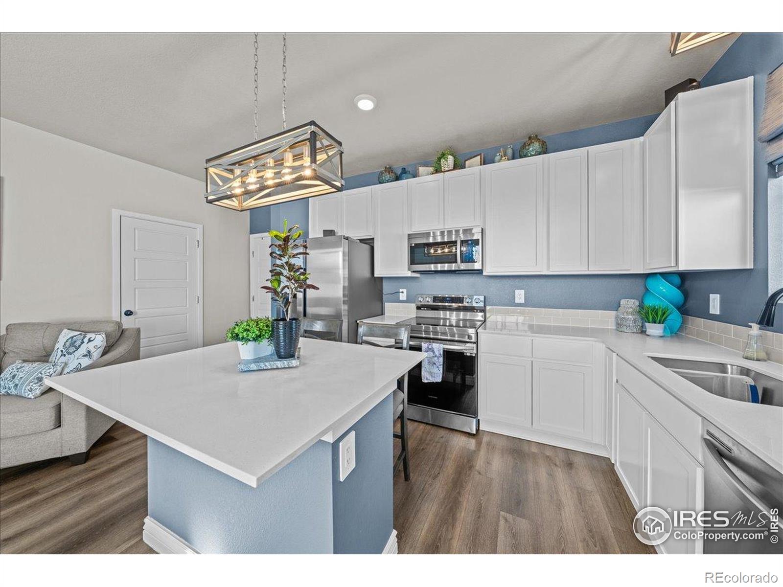 MLS Image #6 for 341  cardinal street,johnstown, Colorado