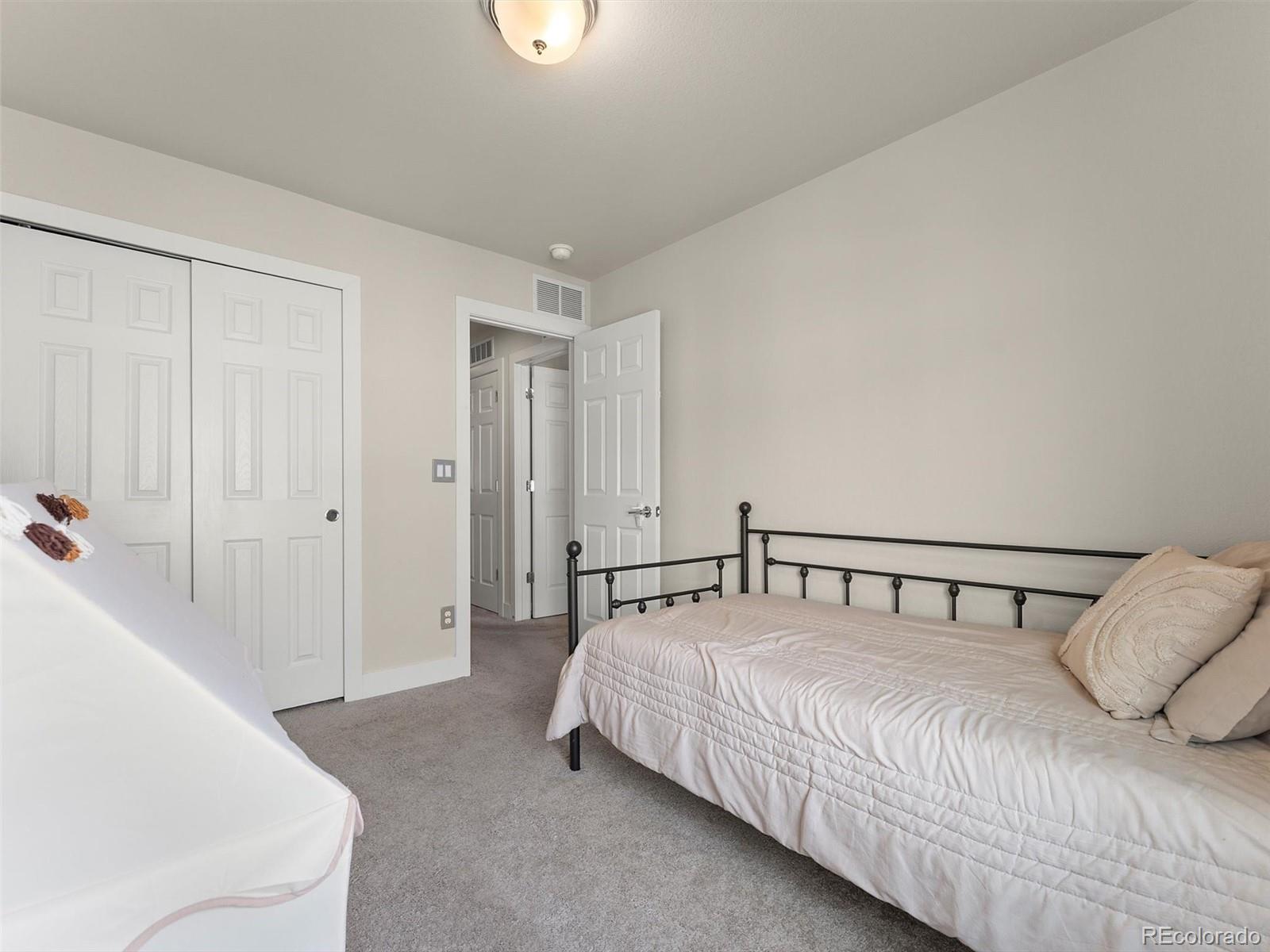 MLS Image #20 for 16189 e elk drive ,denver, Colorado