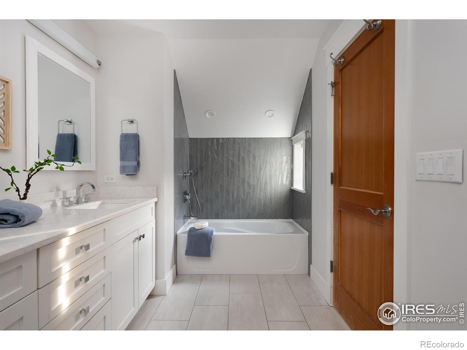 MLS Image #20 for 901  terrace circle,boulder, Colorado