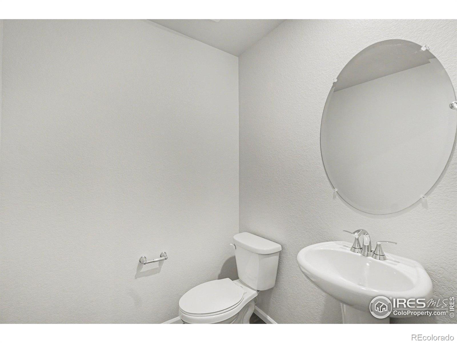 MLS Image #9 for 1600  riverplace drive,windsor, Colorado