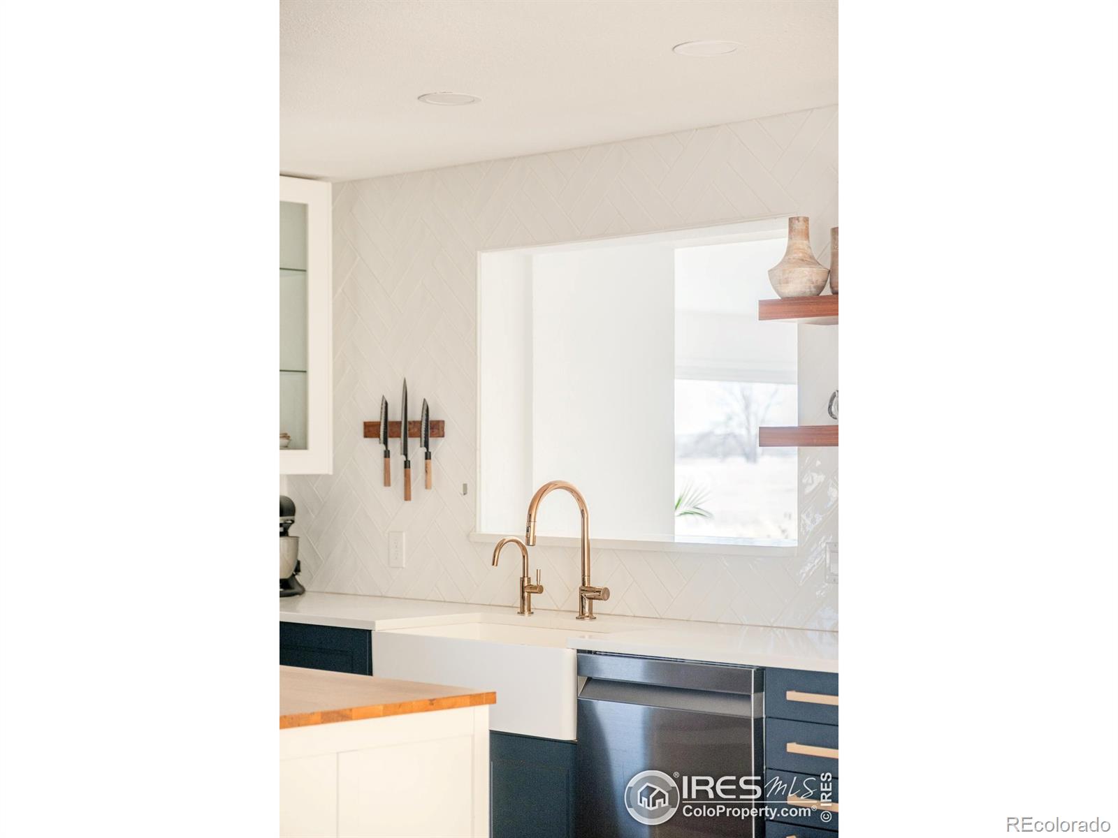 MLS Image #3 for 4410 n 51st street,boulder, Colorado
