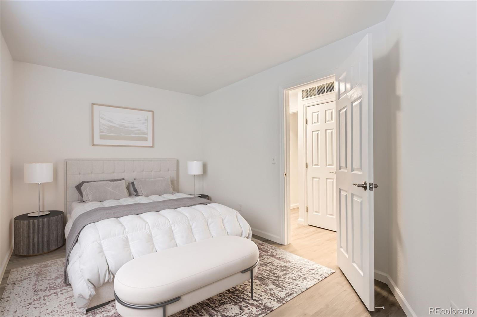 MLS Image #7 for 932 s dearborn  8,aurora, Colorado