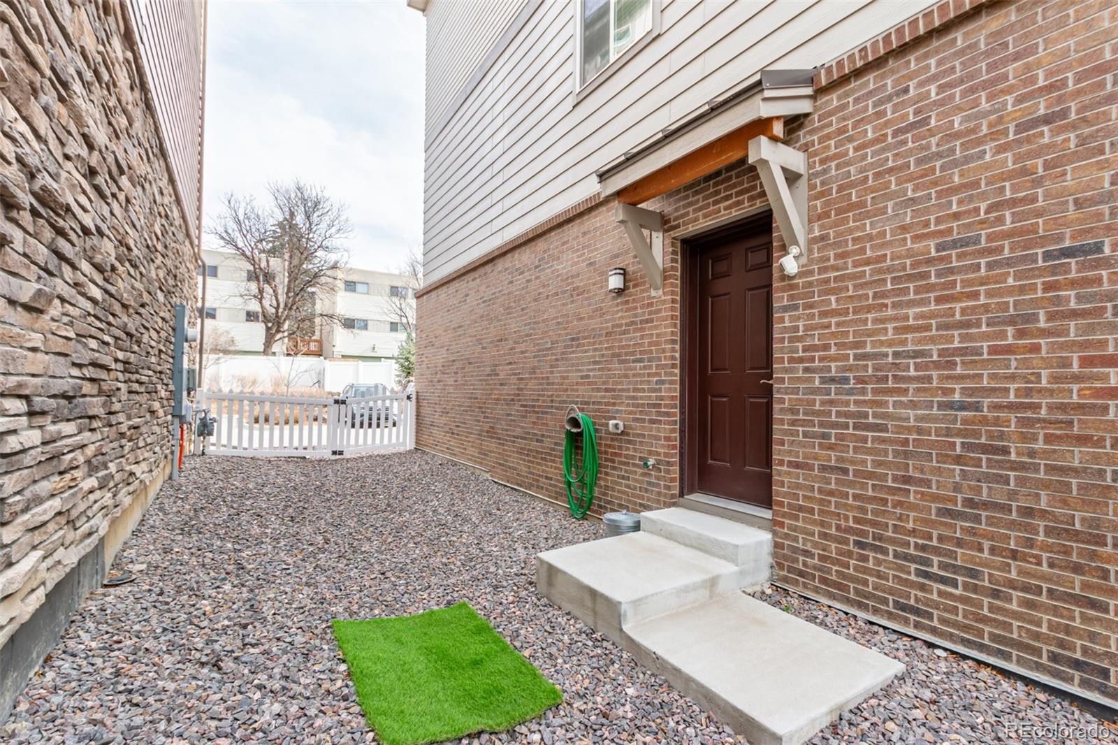 MLS Image #39 for 2359 s tucson street,aurora, Colorado