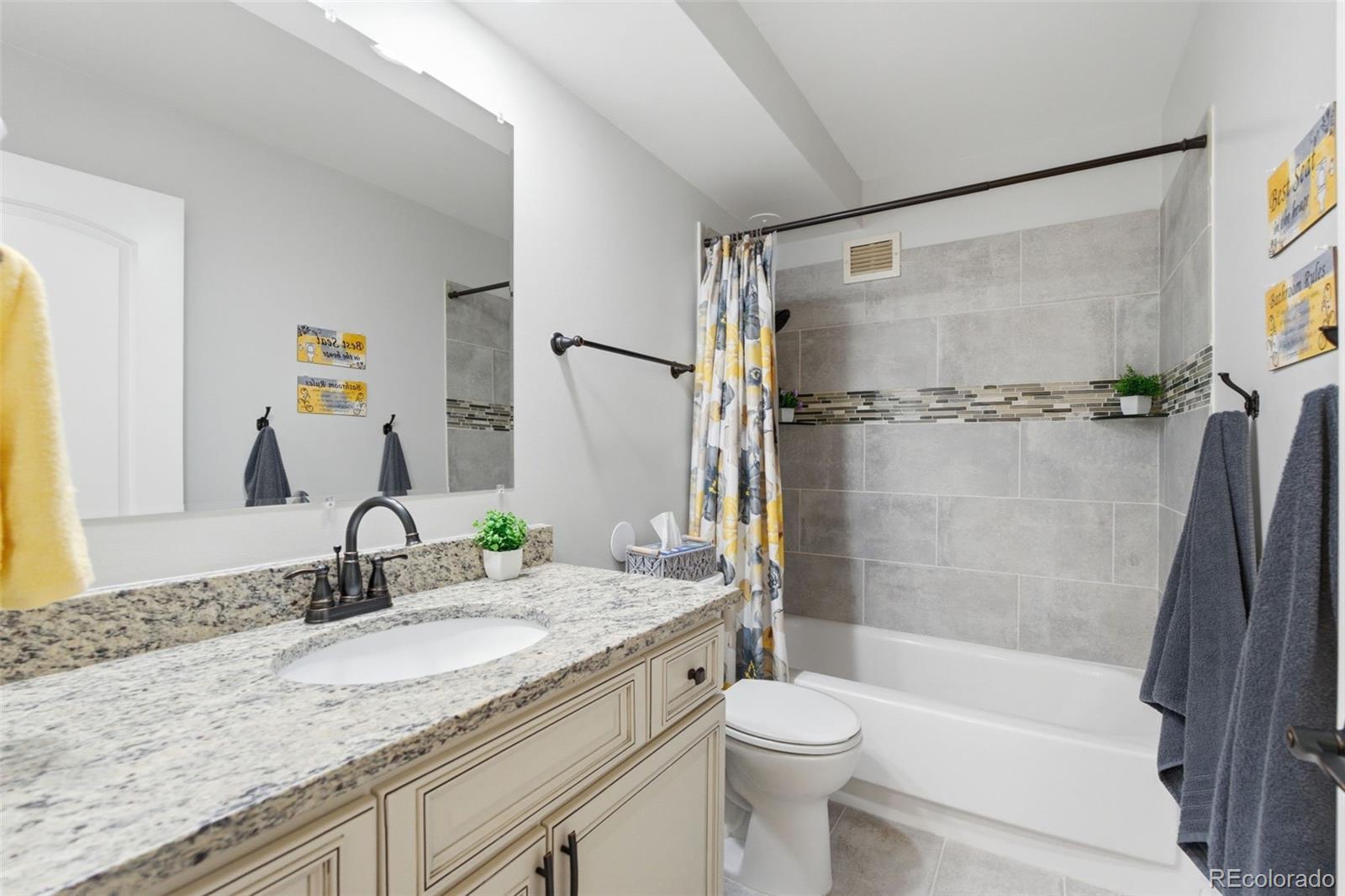 MLS Image #9 for 9380 e center avenue,denver, Colorado