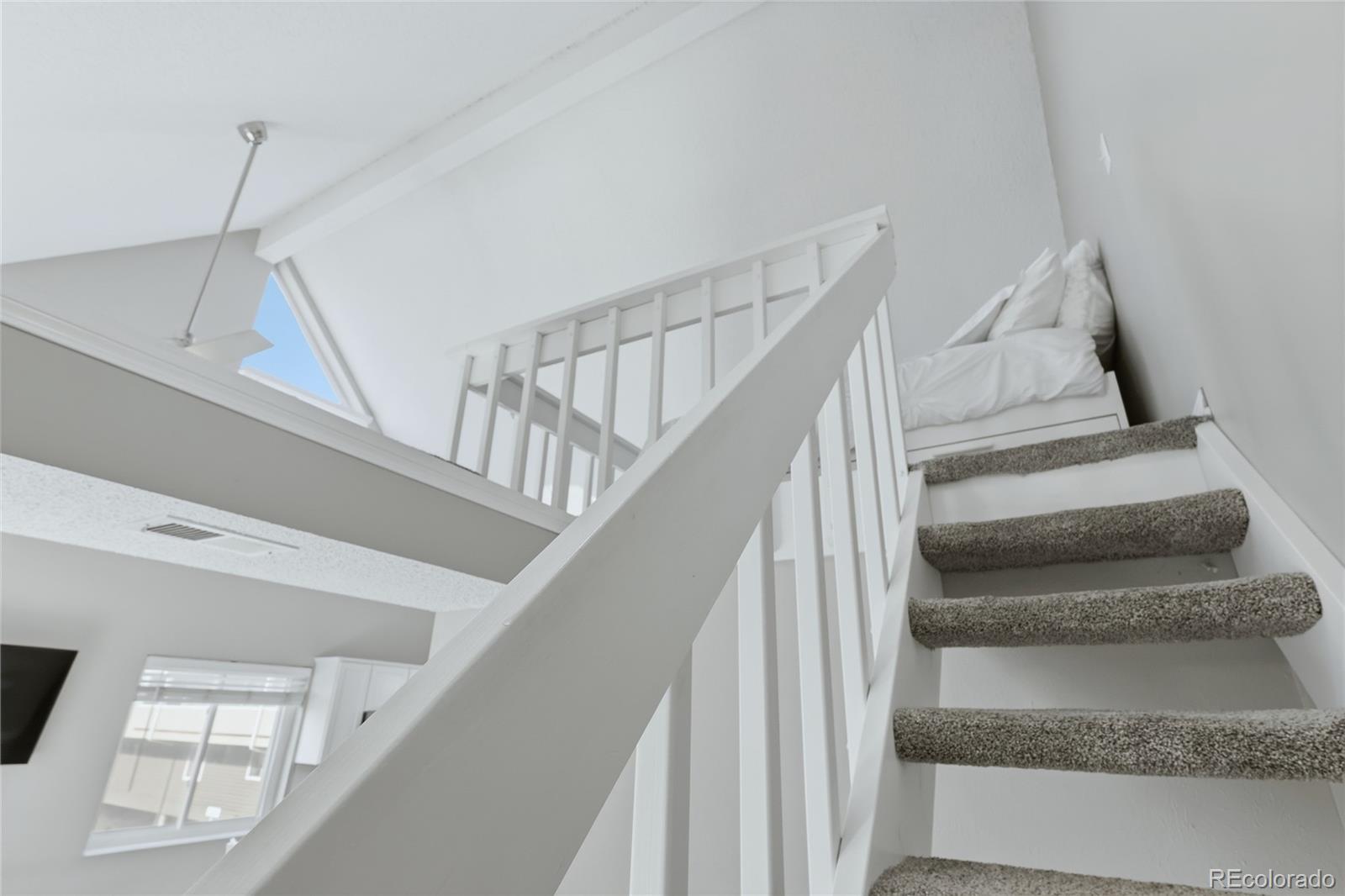 MLS Image #18 for 5250 s huron way,littleton, Colorado
