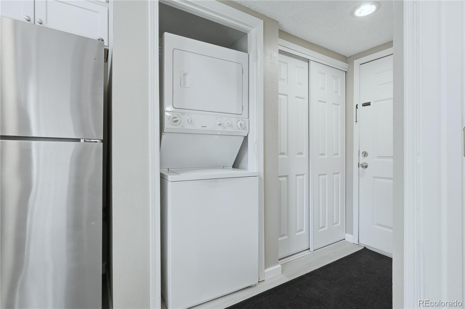 MLS Image #22 for 5250 s huron way,littleton, Colorado