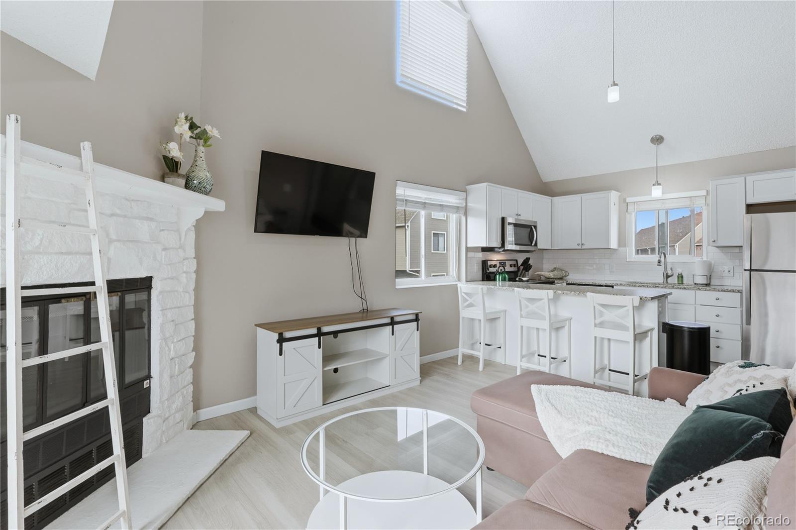 MLS Image #6 for 5250 s huron way,littleton, Colorado