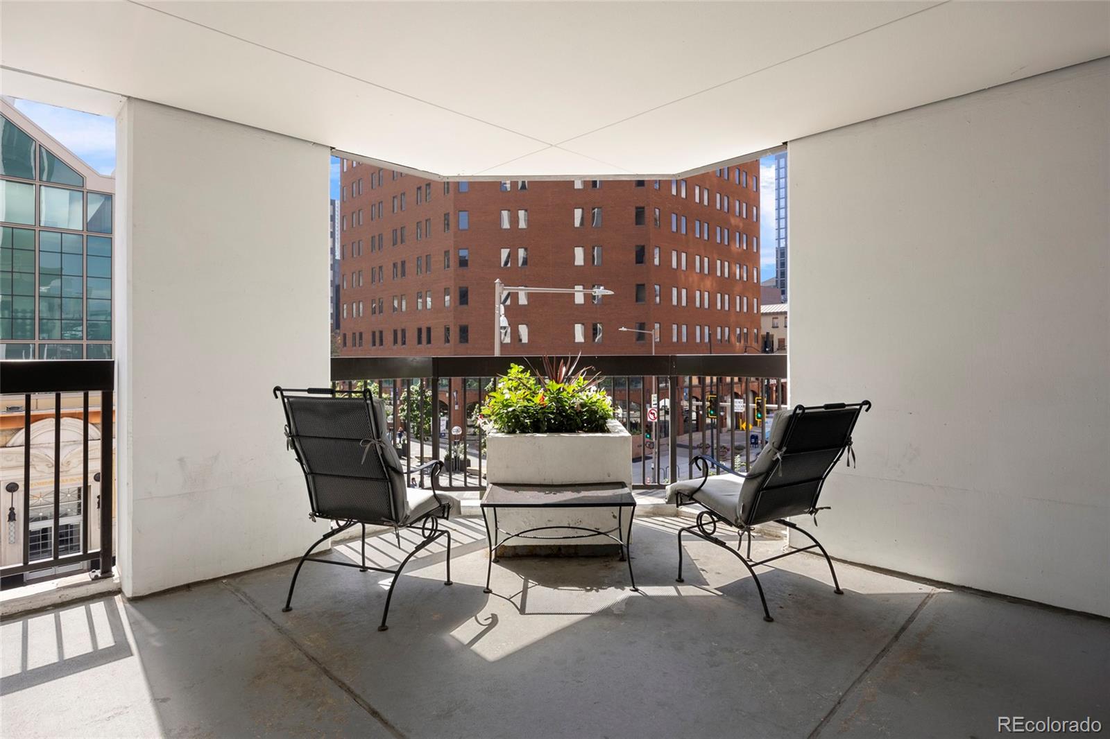 MLS Image #33 for 1625  larimer street 2105,denver, Colorado