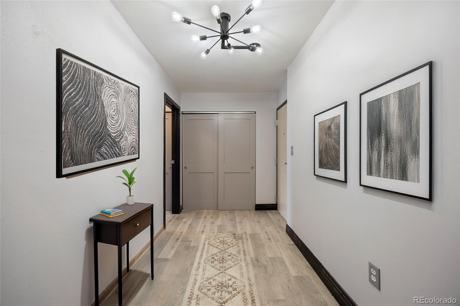 MLS Image #4 for 1625  larimer street 2105,denver, Colorado