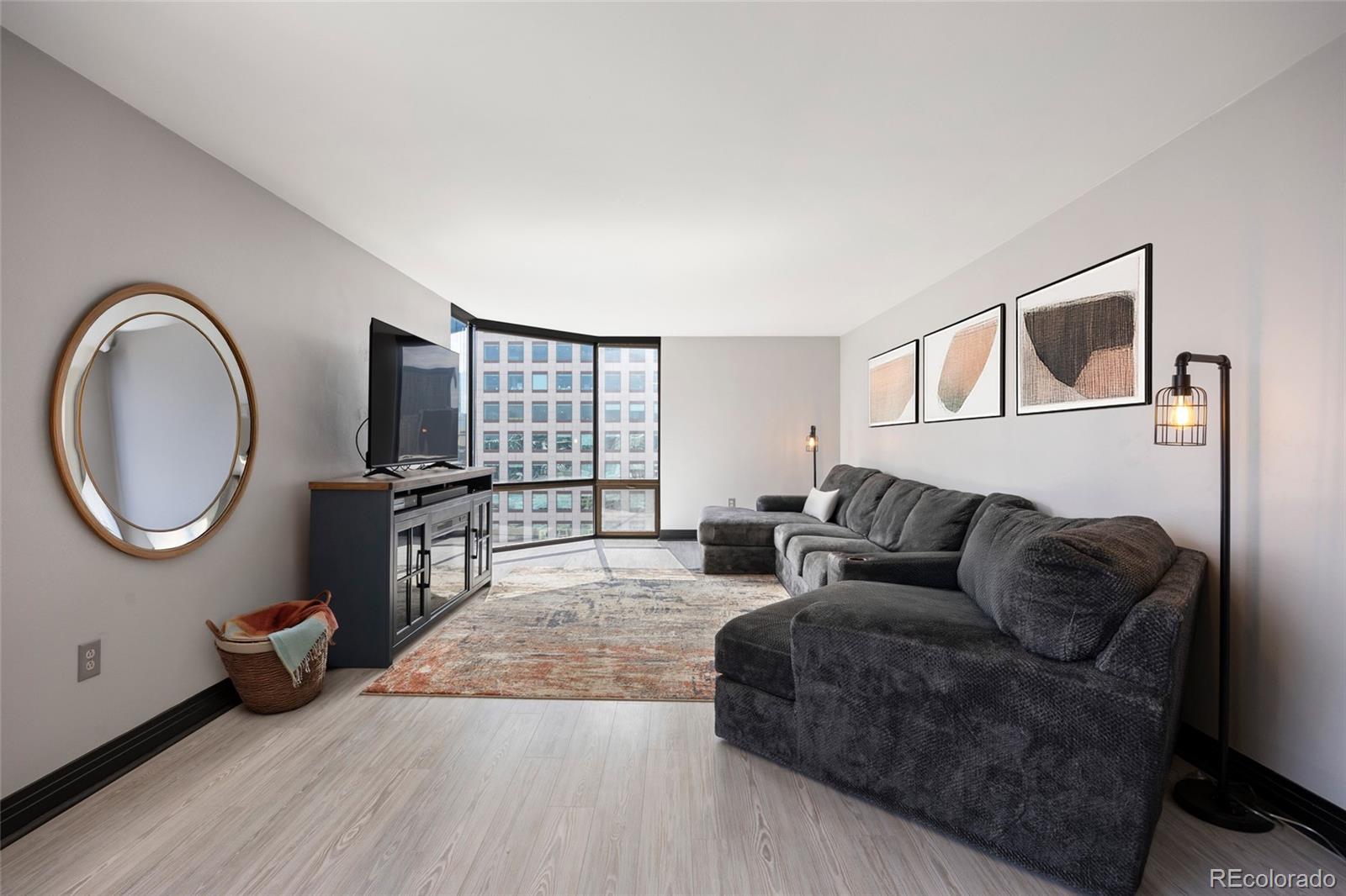MLS Image #5 for 1625  larimer street 2105,denver, Colorado