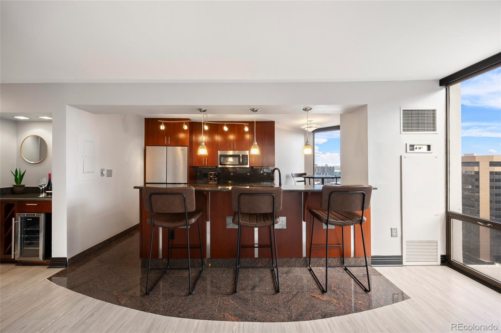 MLS Image #9 for 1625  larimer street 2105,denver, Colorado