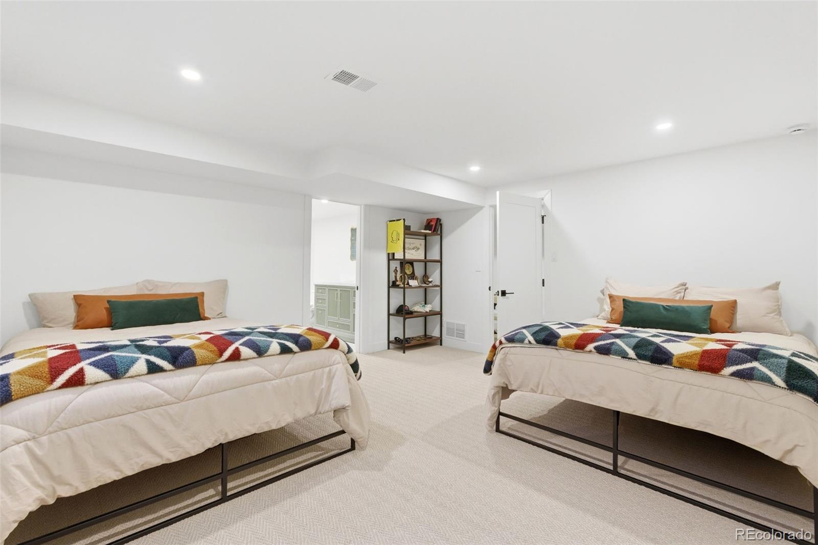 MLS Image #34 for 641 s monroe way,denver, Colorado