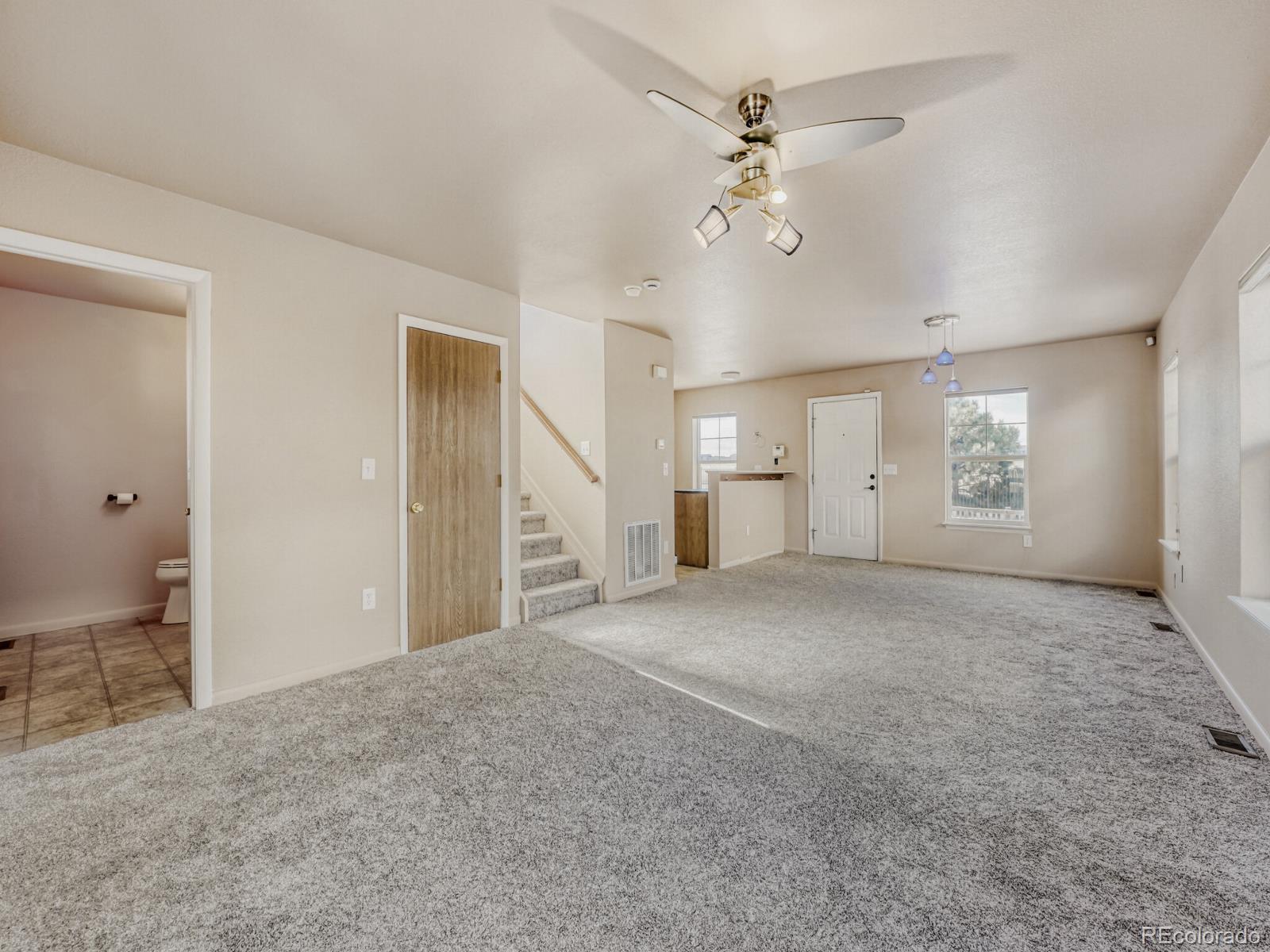 MLS Image #11 for 23341 e saratoga circle,aurora, Colorado