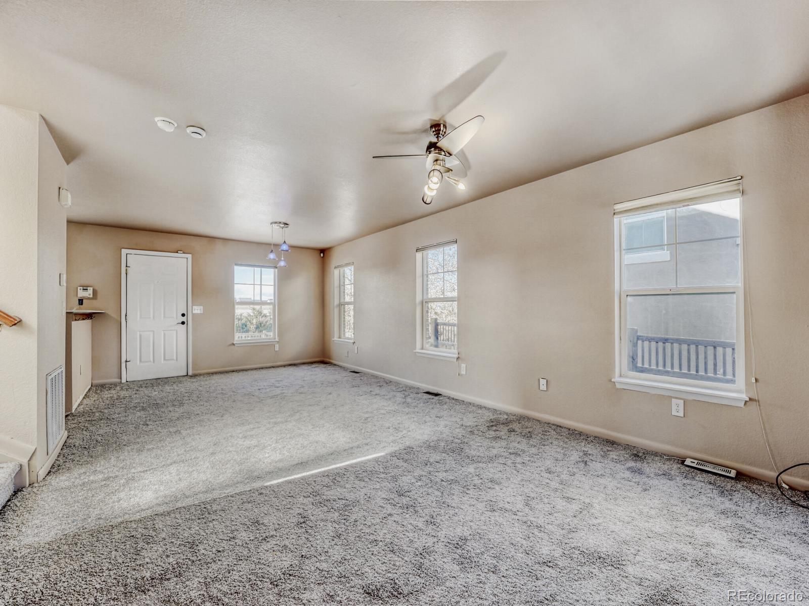 MLS Image #3 for 23341 e saratoga circle,aurora, Colorado