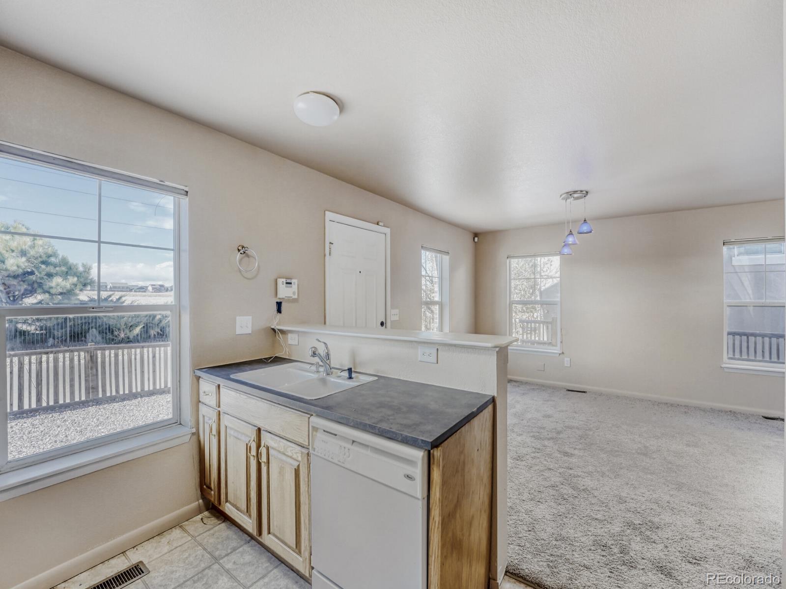 MLS Image #8 for 23341 e saratoga circle,aurora, Colorado