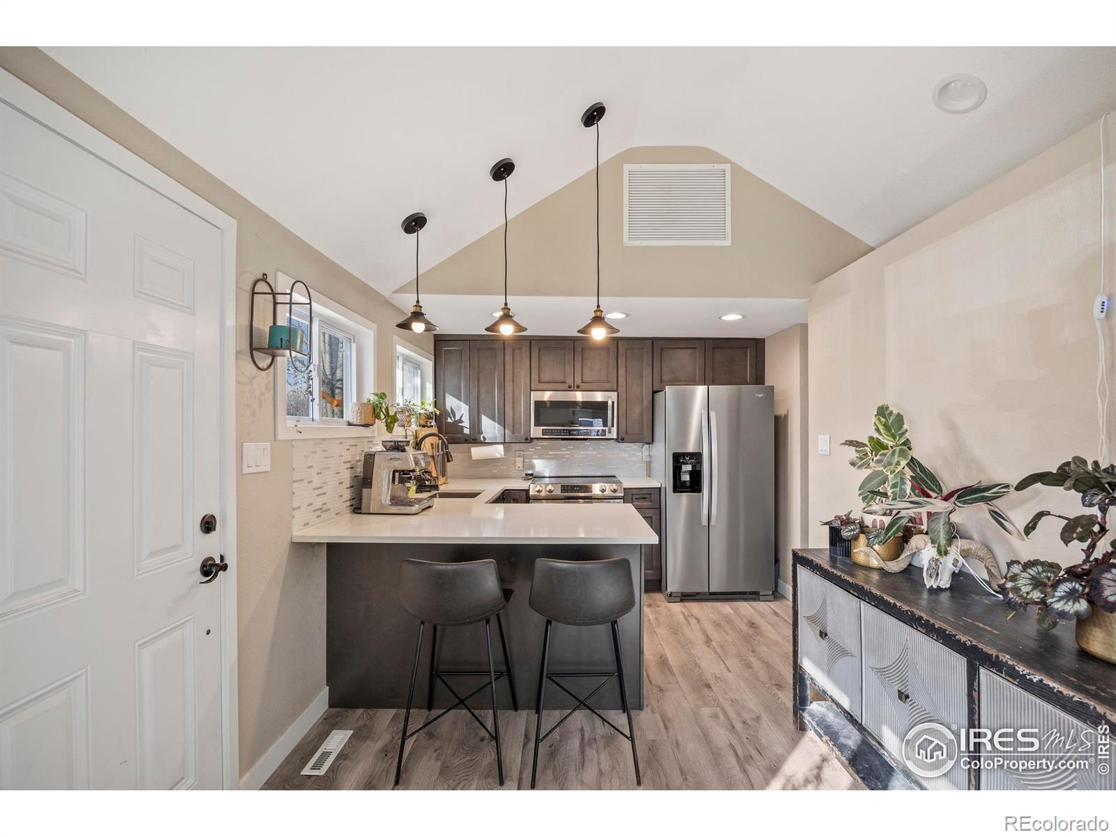 MLS Image #11 for 1013 e 3rd street,loveland, Colorado