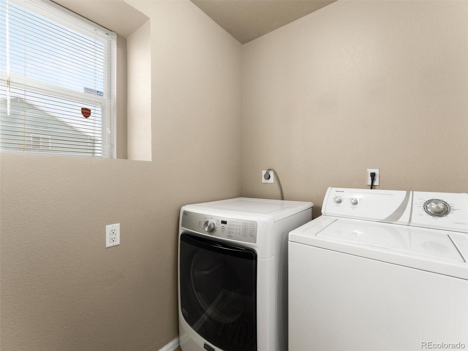 MLS Image #11 for 5888  biscay street,denver, Colorado