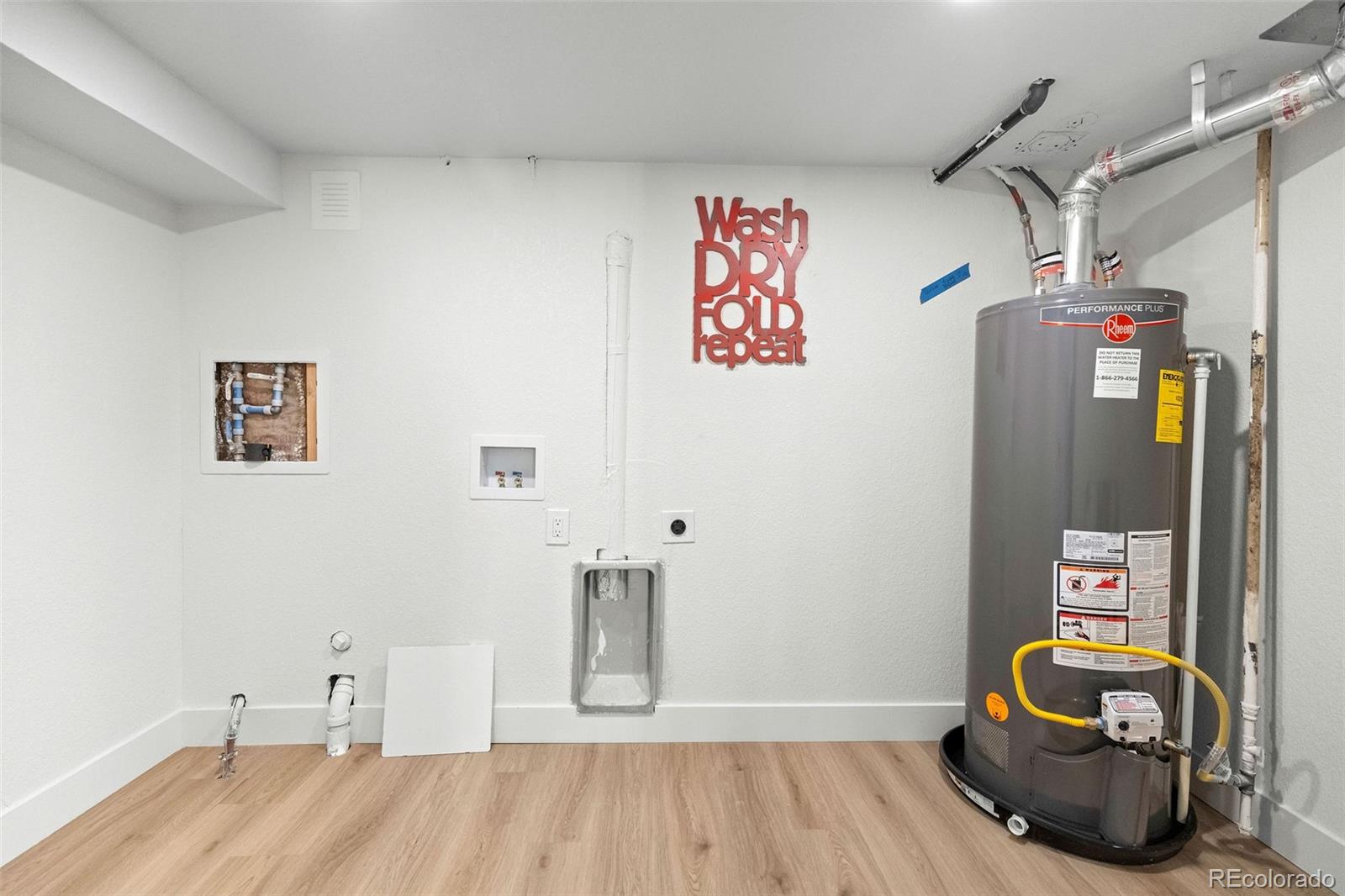 MLS Image #26 for 43  hazel court,denver, Colorado