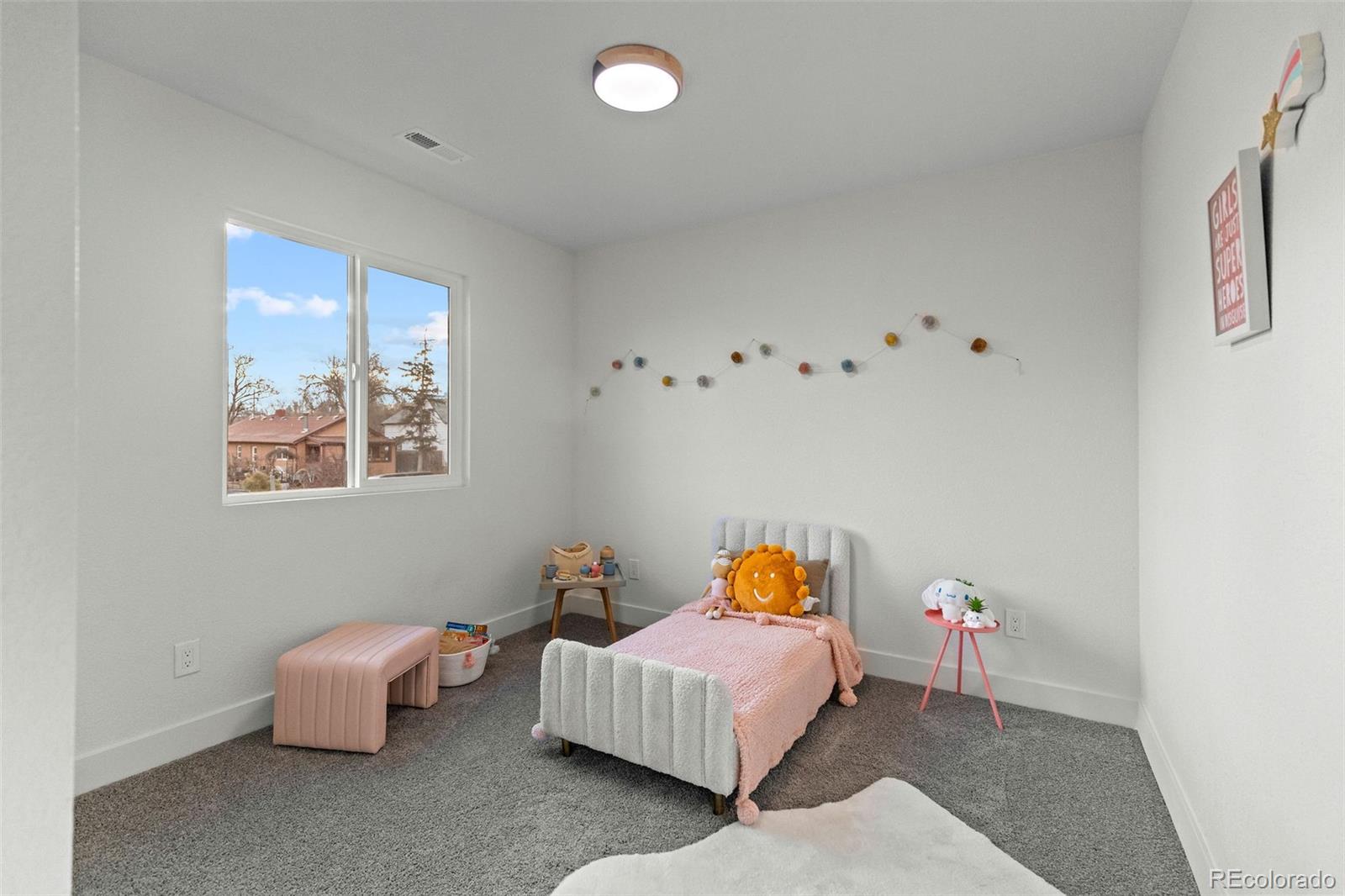 MLS Image #8 for 43  hazel court,denver, Colorado