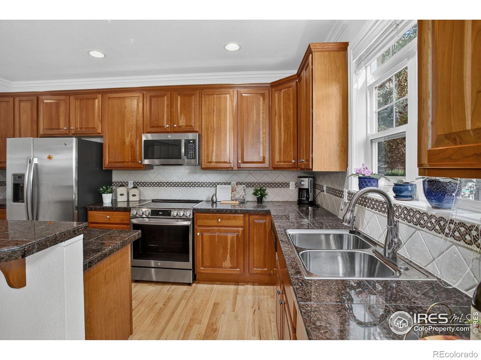 MLS Image #12 for 1095  terrace circle,boulder, Colorado