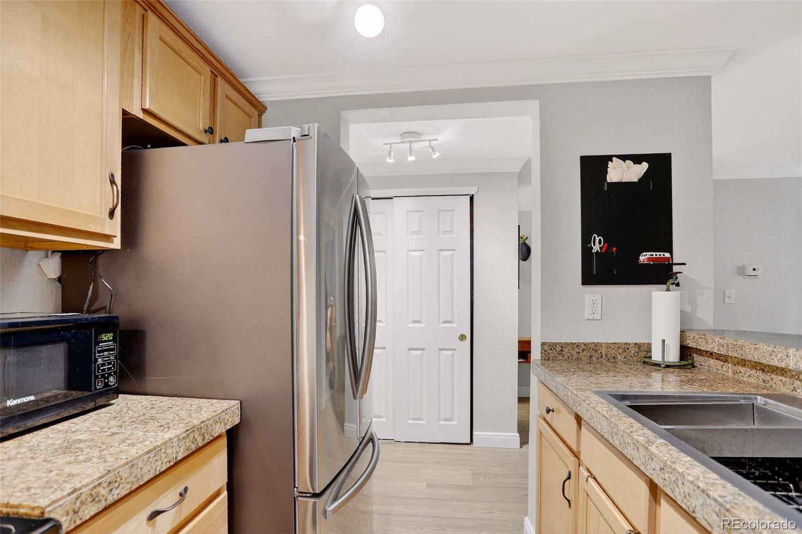MLS Image #7 for 1125 n washington street,denver, Colorado