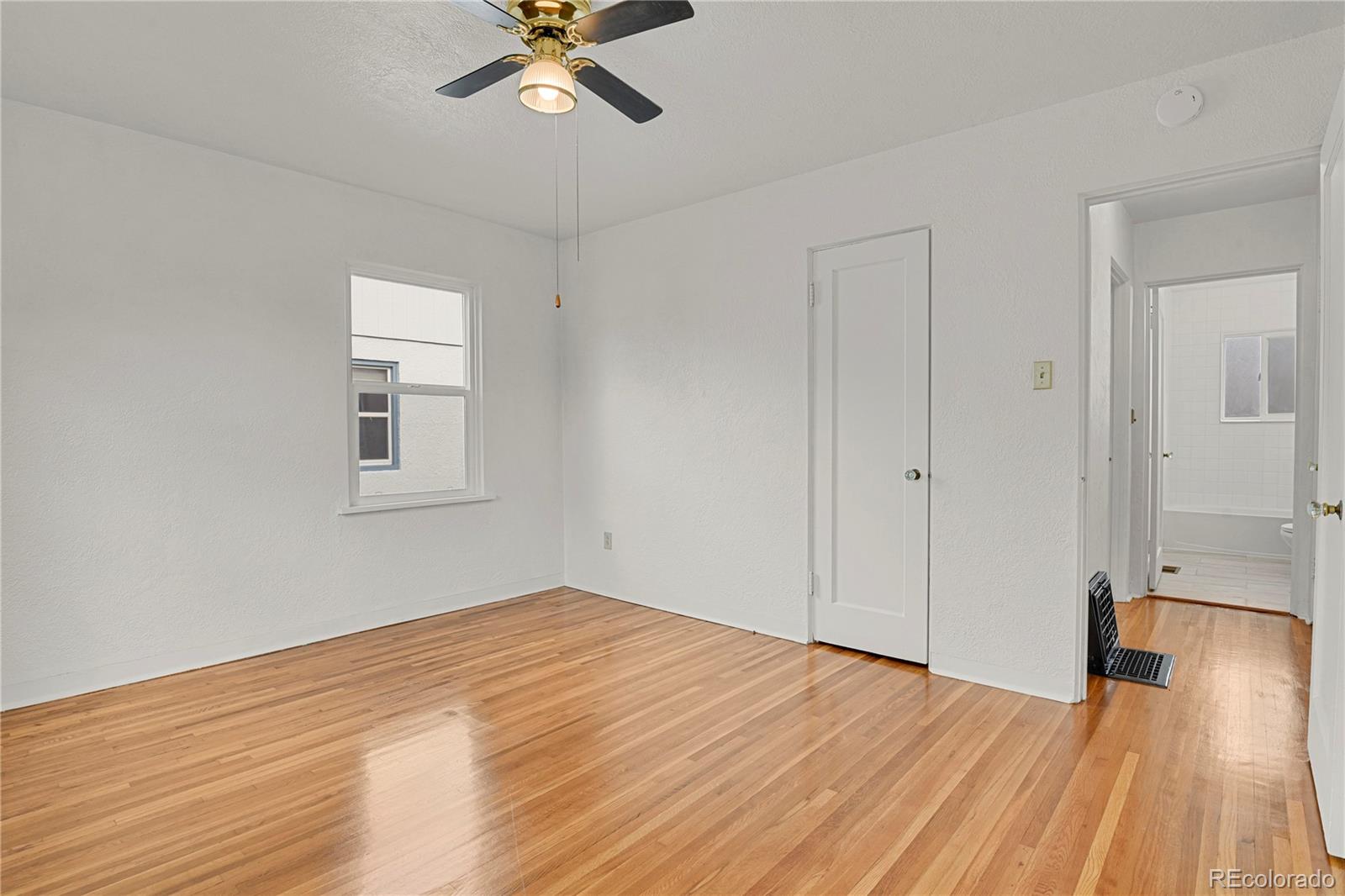 MLS Image #12 for 917 n institute street,colorado springs, Colorado