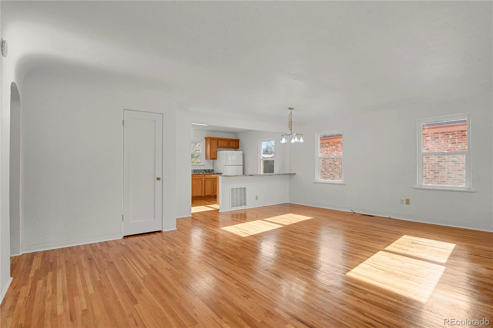 MLS Image #25 for 917 n institute street,colorado springs, Colorado