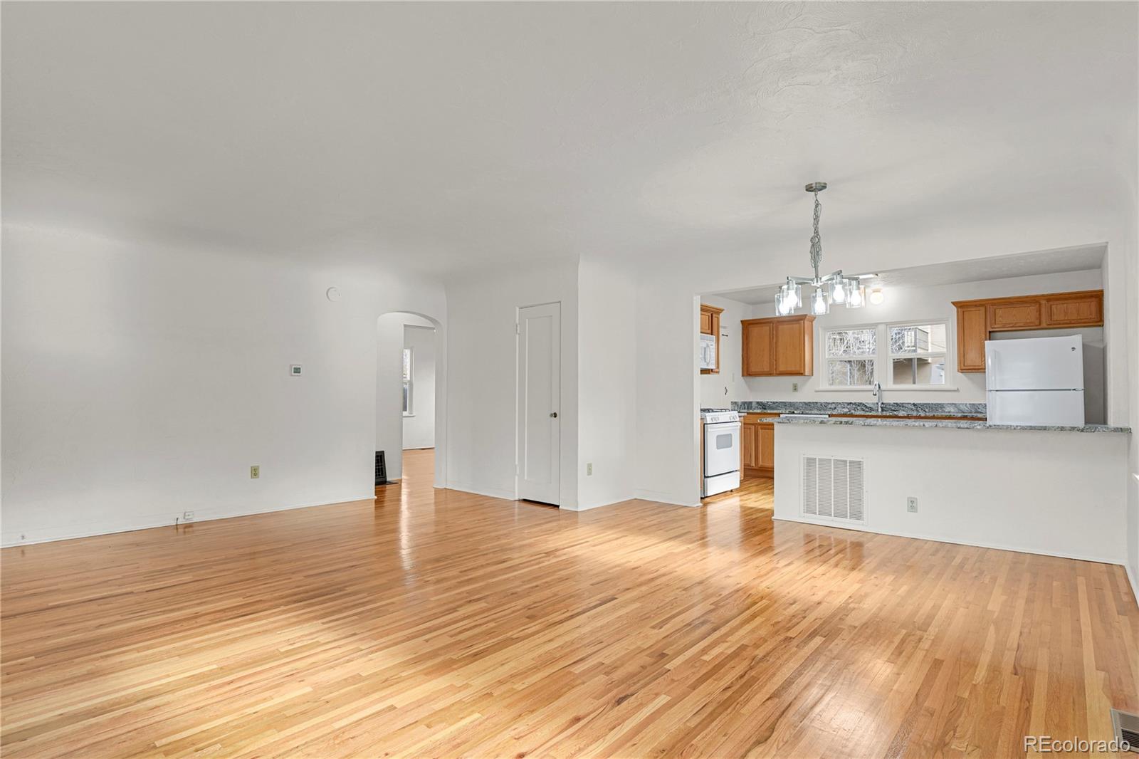 MLS Image #4 for 917 n institute street,colorado springs, Colorado