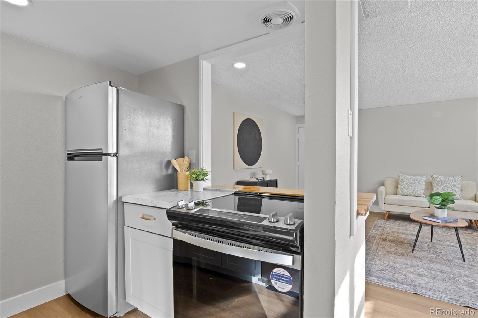 MLS Image #9 for 9100 e girard avenue,denver, Colorado