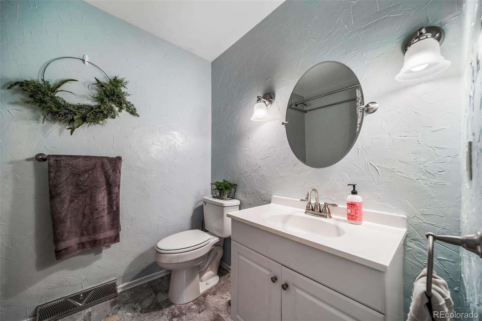 MLS Image #21 for 9837 w arizona avenue,lakewood, Colorado