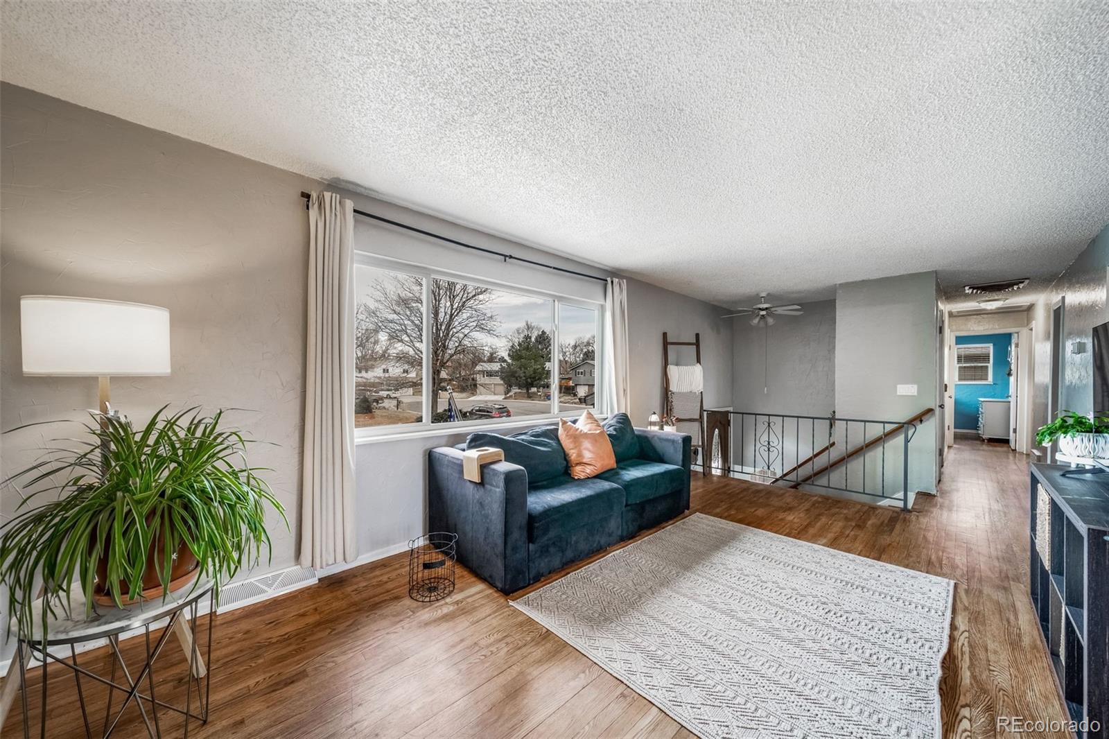 MLS Image #5 for 9837 w arizona avenue,lakewood, Colorado