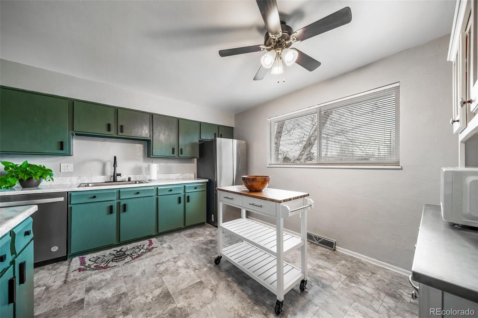 MLS Image #7 for 9837 w arizona avenue,lakewood, Colorado