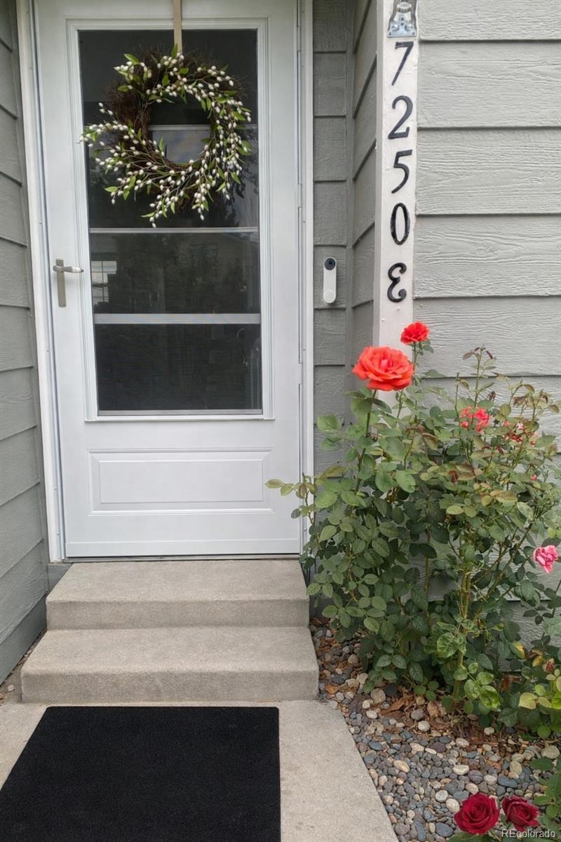 MLS Image #2 for 7250  devinney court e,arvada, Colorado