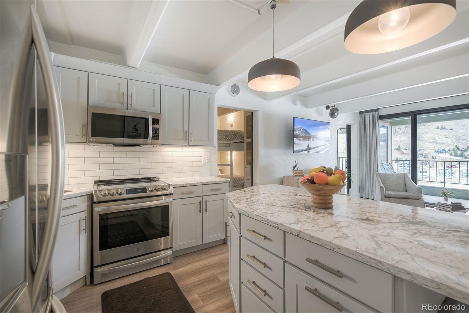 MLS Image #5 for 220 e la bonte street,dillon, Colorado