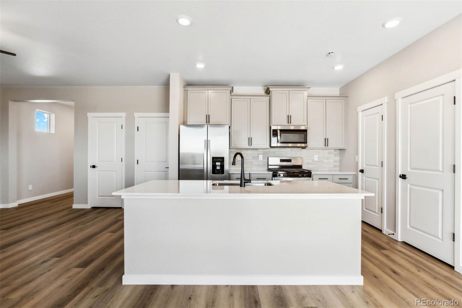 MLS Image #6 for 17949 e 93rd place,commerce city, Colorado