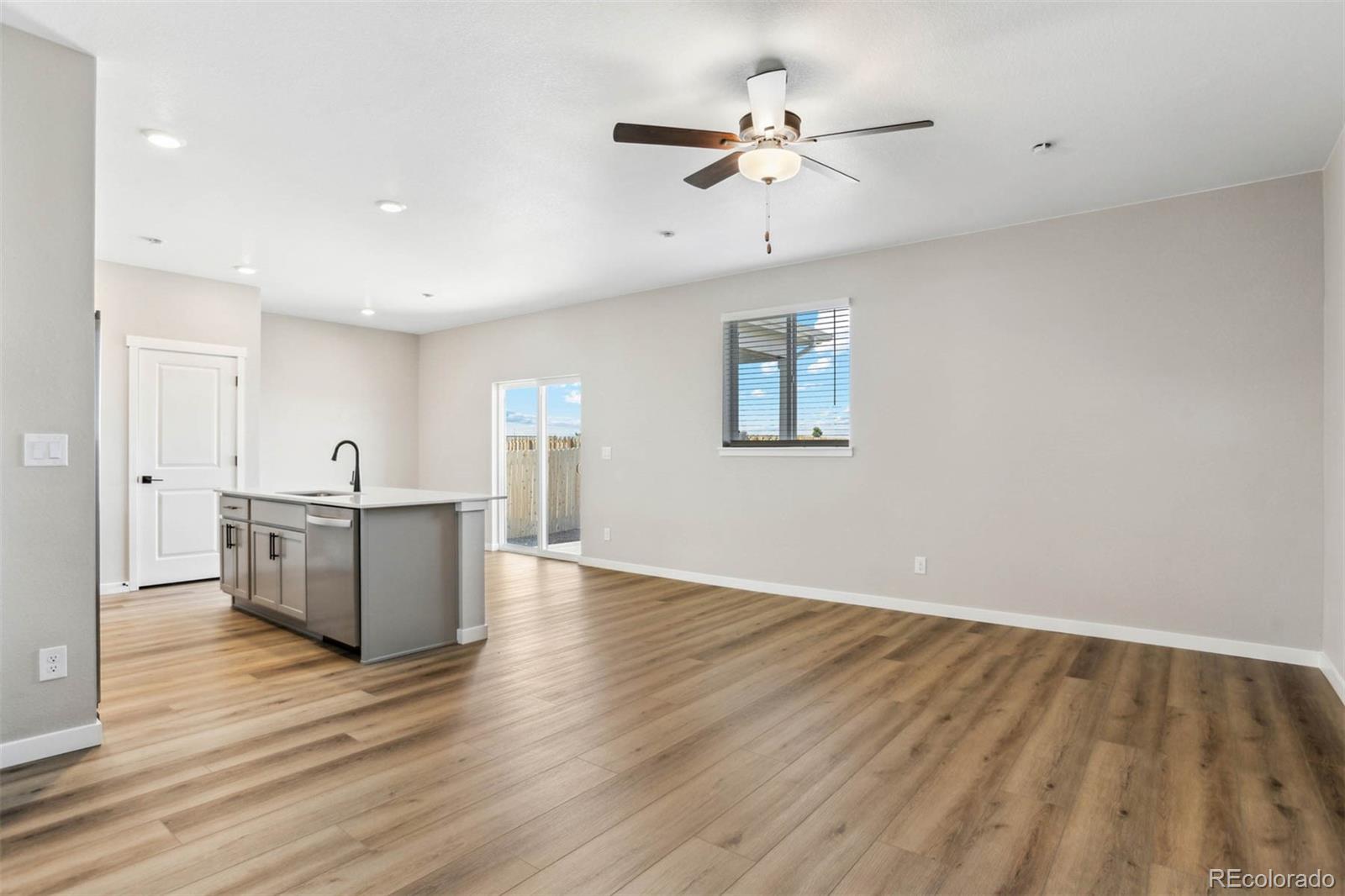 MLS Image #9 for 17949 e 93rd place,commerce city, Colorado