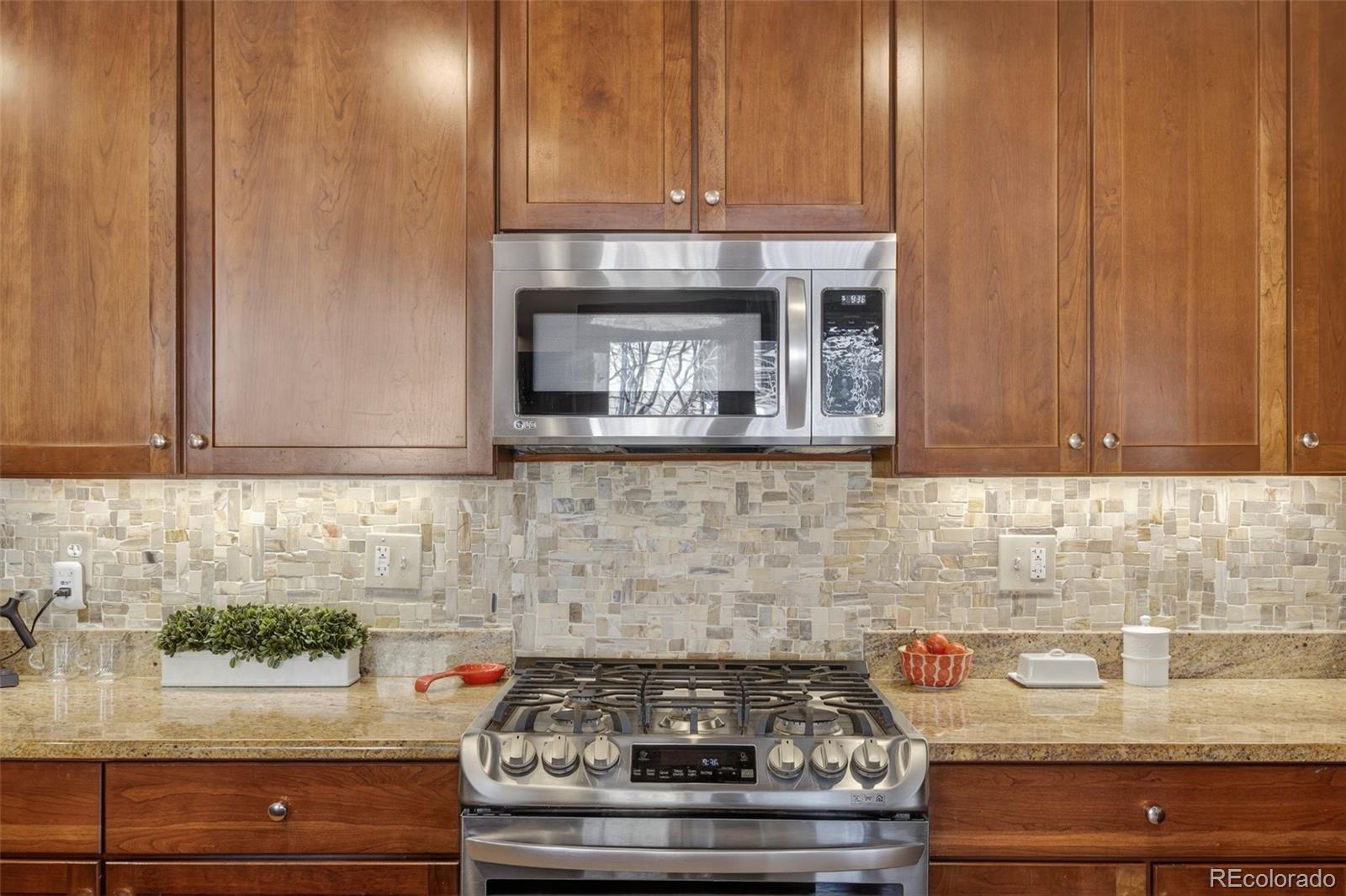 MLS Image #10 for 3000 e 16th avenue,denver, Colorado