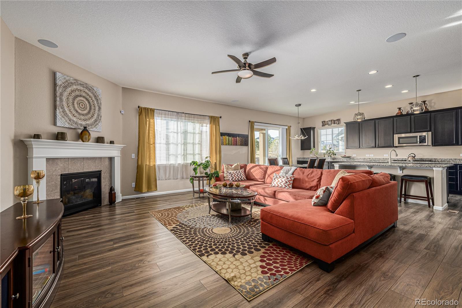 MLS Image #3 for 7159 s riverwood way,aurora, Colorado