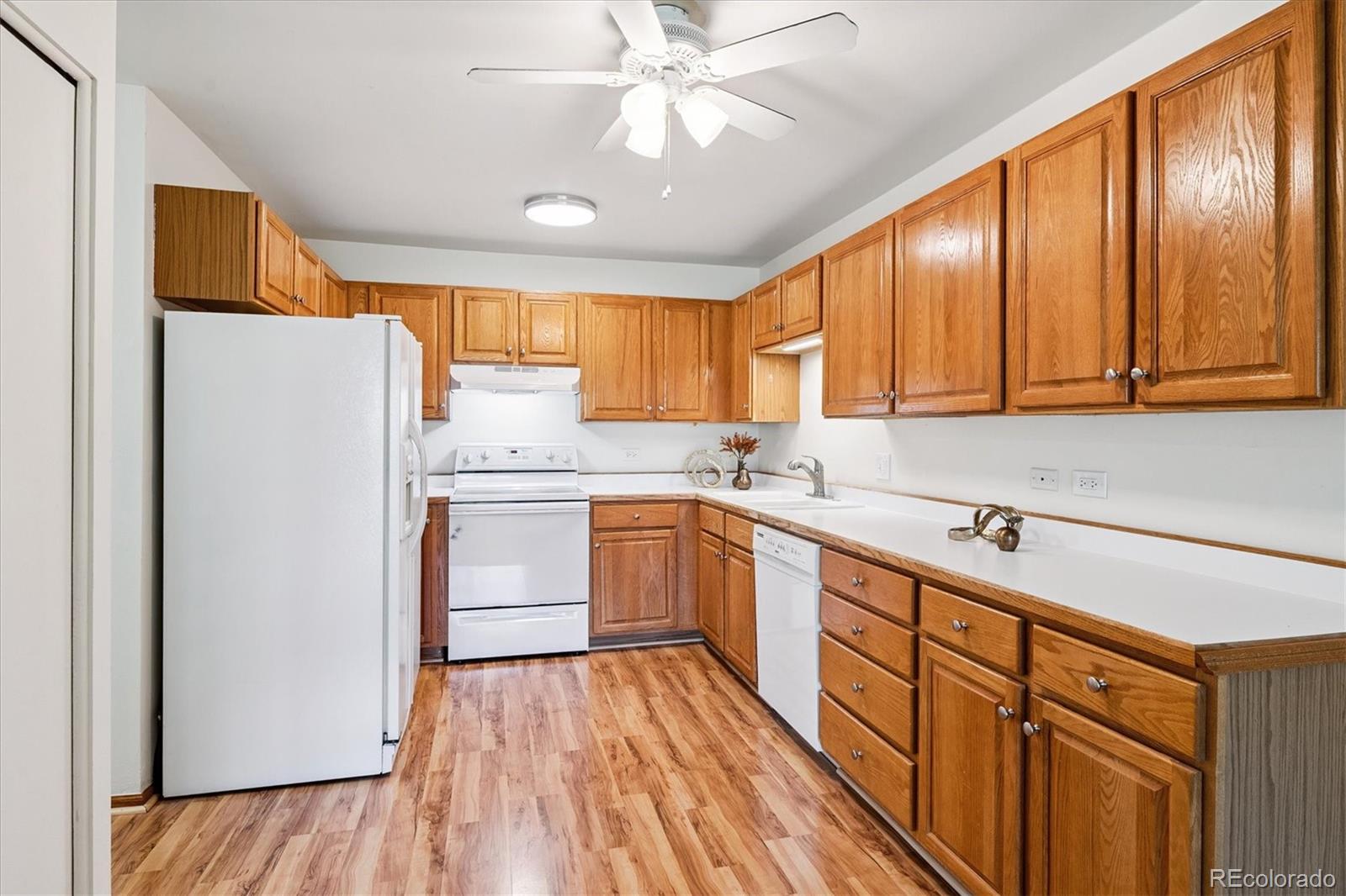 MLS Image #3 for 9300 e center avenue 2b,denver, Colorado